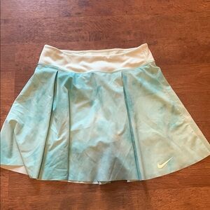 Nike  size small dry fit tennis golf skirt